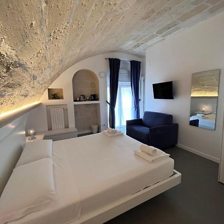 Il Giramondo Suite&Room Self Check-In Матера Екстериор снимка