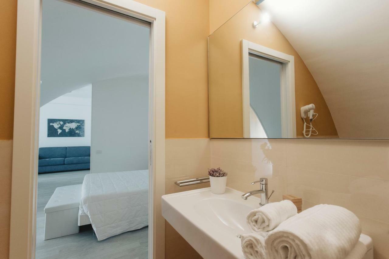 Il Giramondo Suite&Room Self Check-In Матера Екстериор снимка